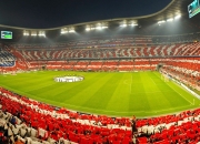 九游体育APP下载-活塞铁壁锁休城，布克神兵破苍穹—记一场攻防极致的经典对决