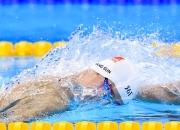 九游体育平台-红牛二队鏖战梅赛德斯，维斯塔潘状态火热，一场颠覆预期的赛道对决