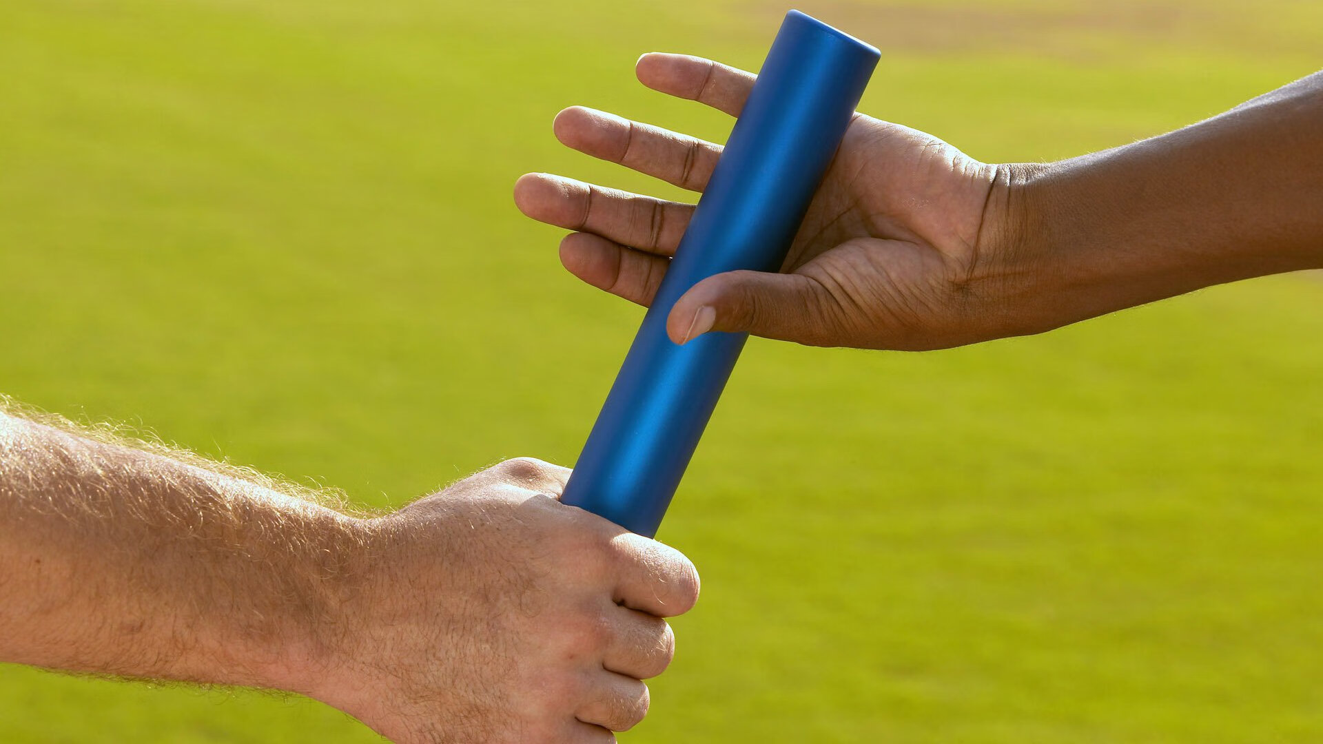 奥纳纳里程碑之夜，哥伦比亚稳扎稳打力克加纳